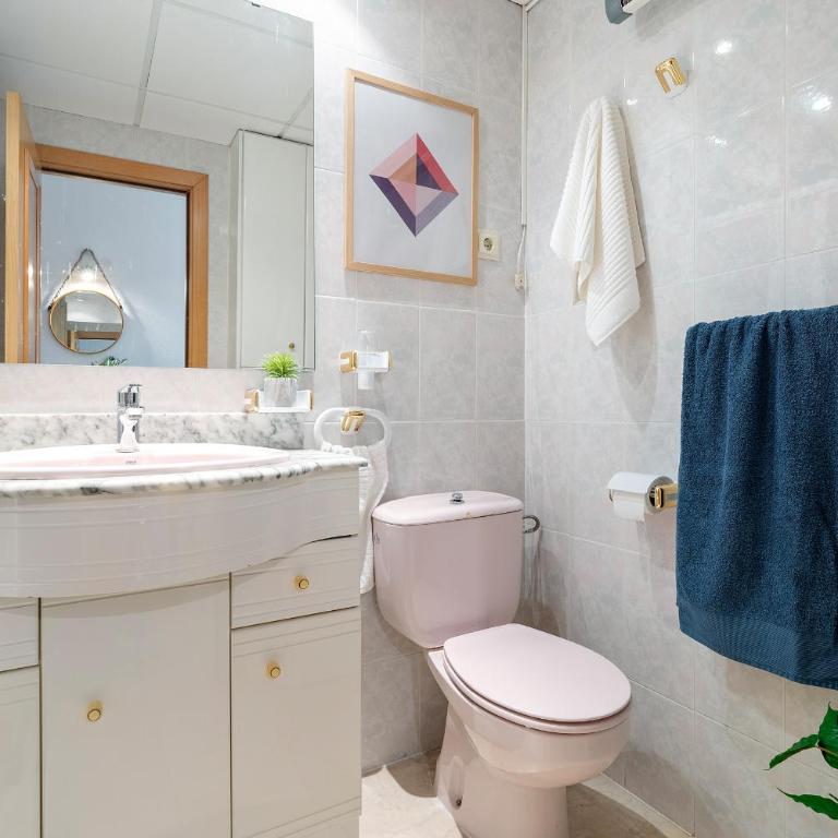 Aquamarina La Pineda - Apartment - 11