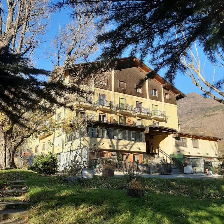 La Casa di Patty Duplex a 5 minuti da Aosta con parcheggio privato - Appartamento con 2 Camere da Letto - 11