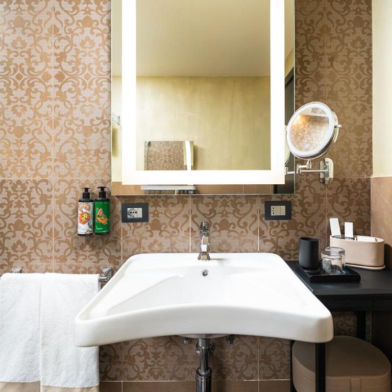 The Venice Times Hotel, Vignette Collection by IHG - Chambre Lit Queen-Size Premium avec Canapé-Lit - 3