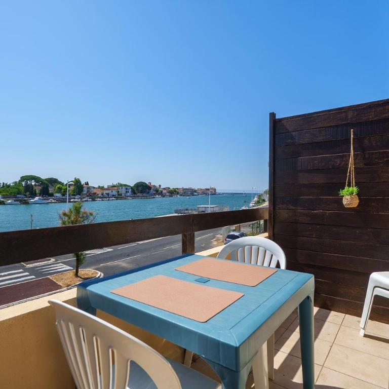 Entre Mer et Pinèdes - Appt avec terrasse, vue mer - Appartement - 1