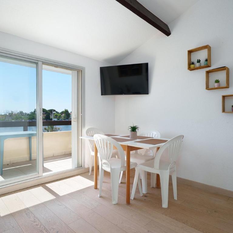 Entre Mer et Pinèdes - Appt avec terrasse, vue mer - Appartement - 2