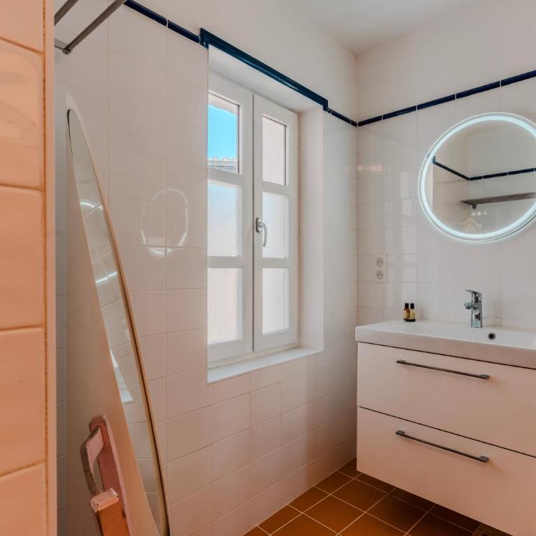 Clim-Joyau au cœur de la Cité médiévale-CH - Appartement 3 Chambres - 26