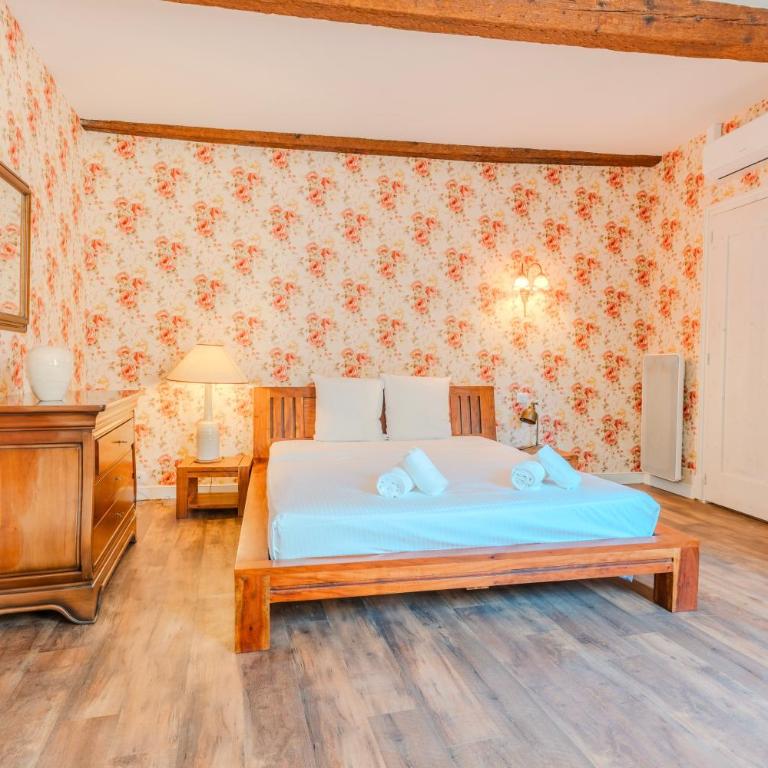 Clim-Joyau au cœur de la Cité médiévale-CH - Appartement 3 Chambres - 7