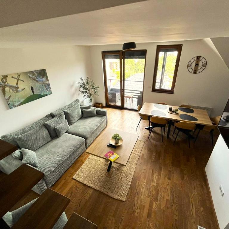 Apart kompleks Binis - Maisonette-Apartment - 1