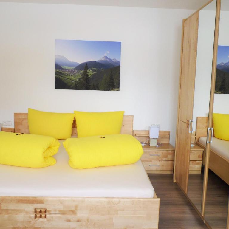 Apart Alpenflair - Apartment mit Terrasse - 11
