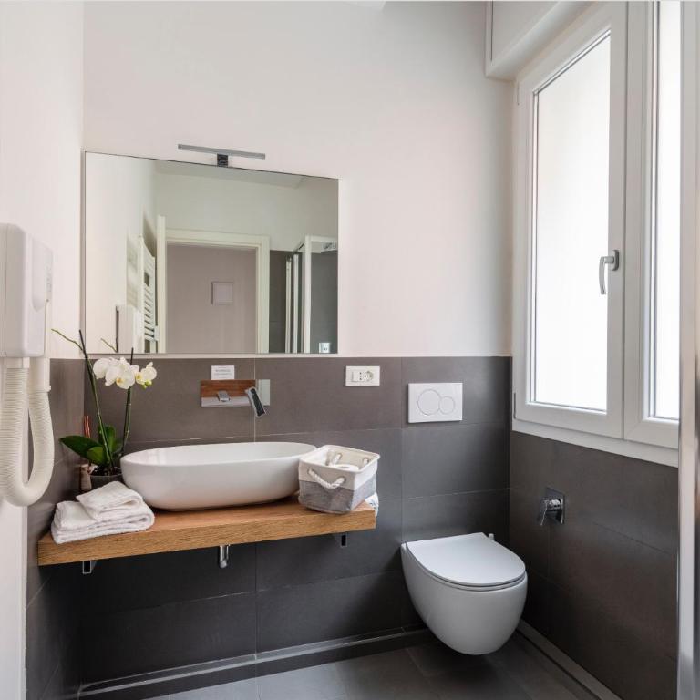 Strazzacappe Comfort Rooms by Wonderful Italy - Camera Tripla - 9