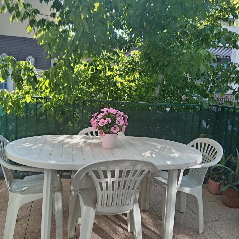 T1 Duplex dans immeuble Individuel - Appartement 1 Chambre - 1