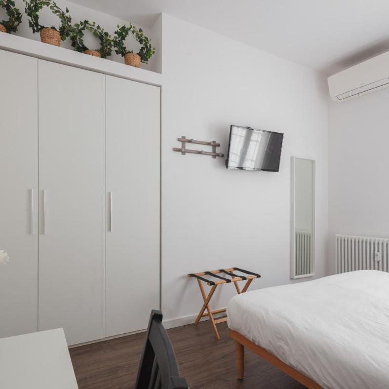 Strazzacappe Comfort Rooms by Wonderful Italy - Camera Matrimoniale con Bagno Privato Esterno - 4