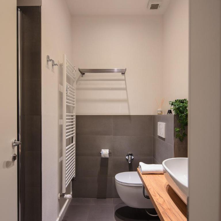 Strazzacappe Comfort Rooms by Wonderful Italy - Camera Matrimoniale con Bagno Privato Esterno - 7