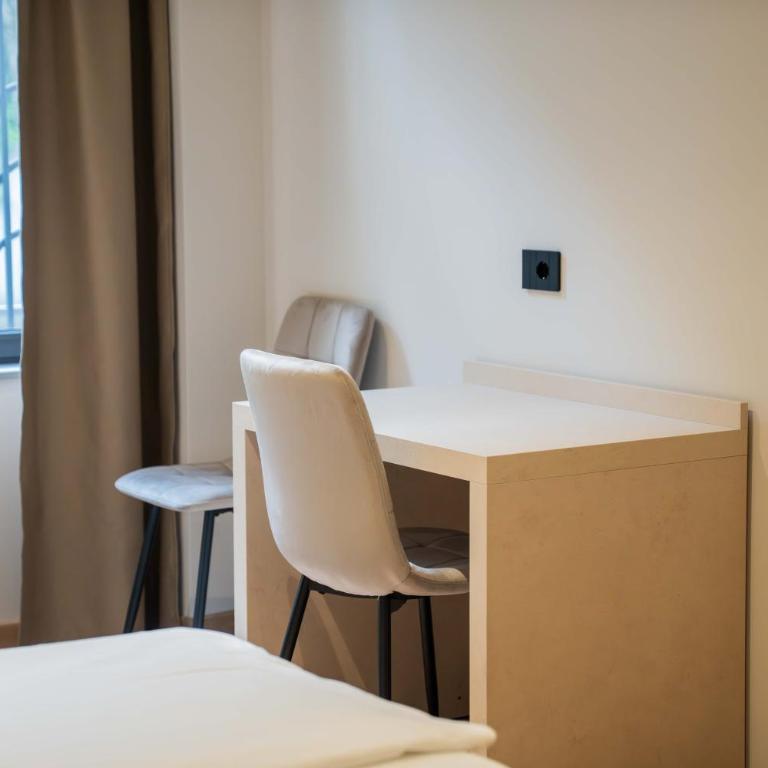Riva Centre Suites - Appartamento con 2 Camere da Letto - 10