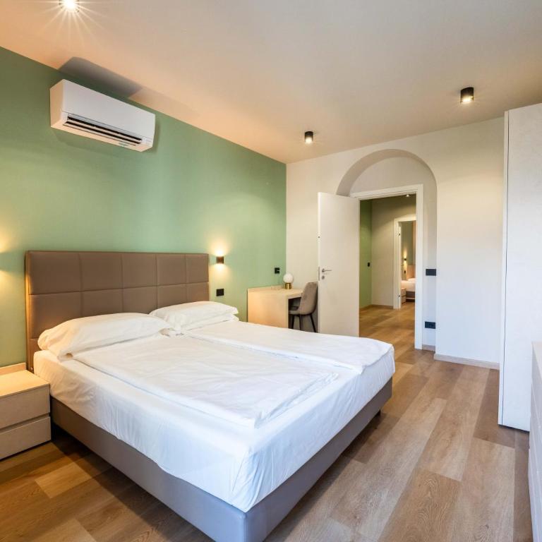 Riva Centre Suites - Appartamento con 2 Camere da Letto - 13