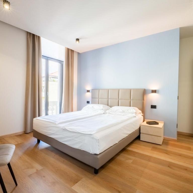 Riva Centre Suites - Appartamento con 2 Camere da Letto - 9