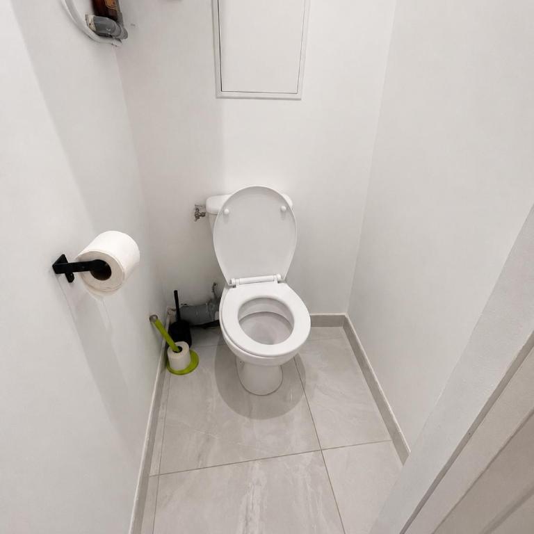 "Le Charvet" Studio climatisé - Centre historique - Arrivée autonome - Appartement 1 Chambre - 8