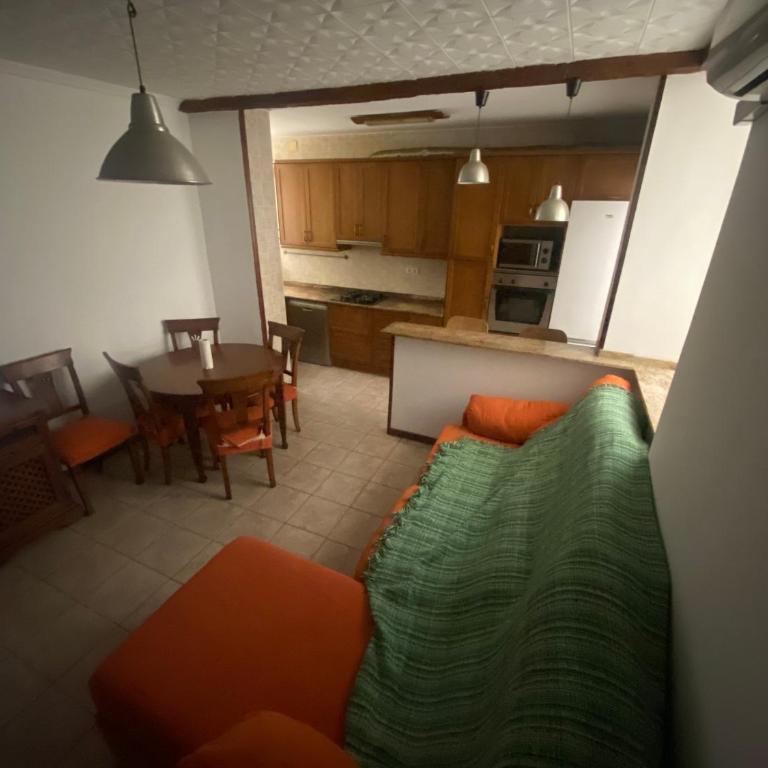 Habitaciones en alquiler plaza de toros Alicante - Apartamento de 1 dormitorio - 2