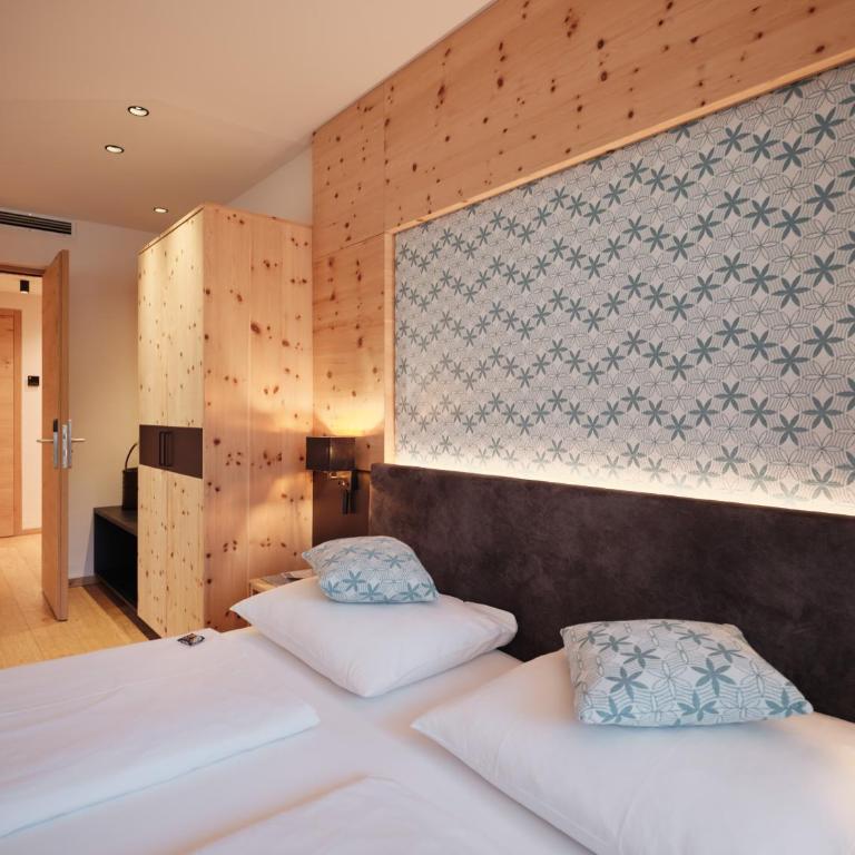 Cityhotel Goldener Adler B&B - Habitación Familiar Deluxe - 5
