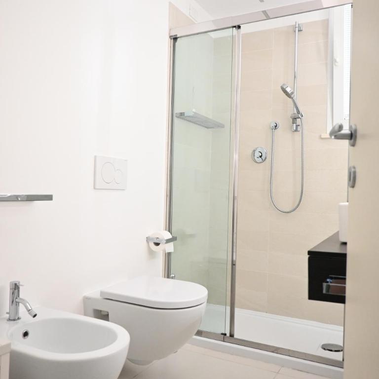 N005 - Villa Ulisse, elegante trilocale a 100m dal mare - Appartamento con 2 Camere da Letto - 17