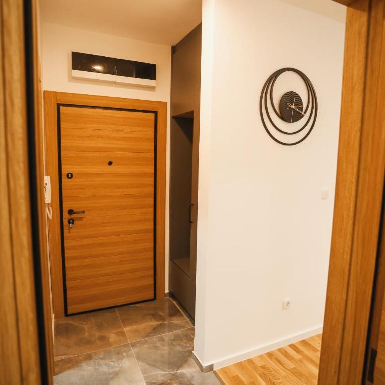 Grandisimo Zlatibor - Two-Bedroom Apartment - 12