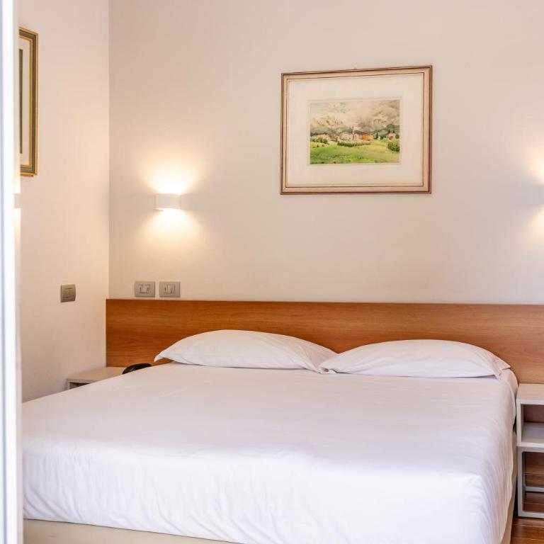 Hotel Quarcino - Camera Familiare - 1