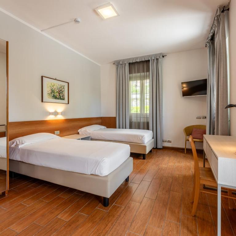 Hotel Quarcino - Camera Familiare - 4