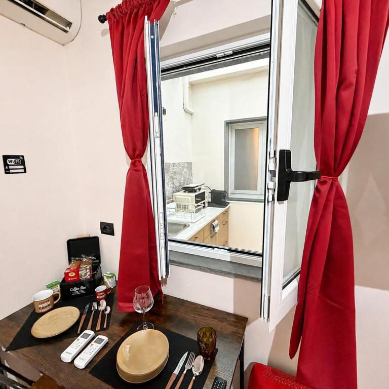 VaSaMi - Appartamento in centro - Camera Matrimoniale con Bagno Privato - 3