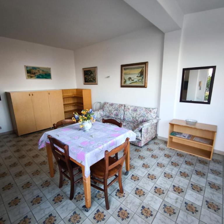 Villa LINA fronte Spiaggia - Villa con 2 Camere da Letto - 8