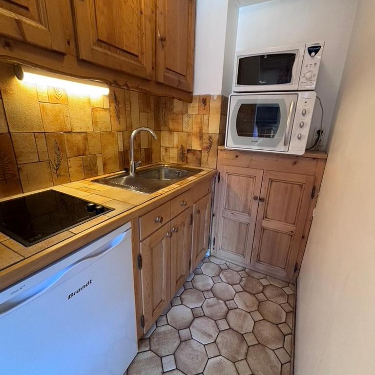 Studio Lachat, Chez Francine - Studio-Apartment mit Balkon - 24