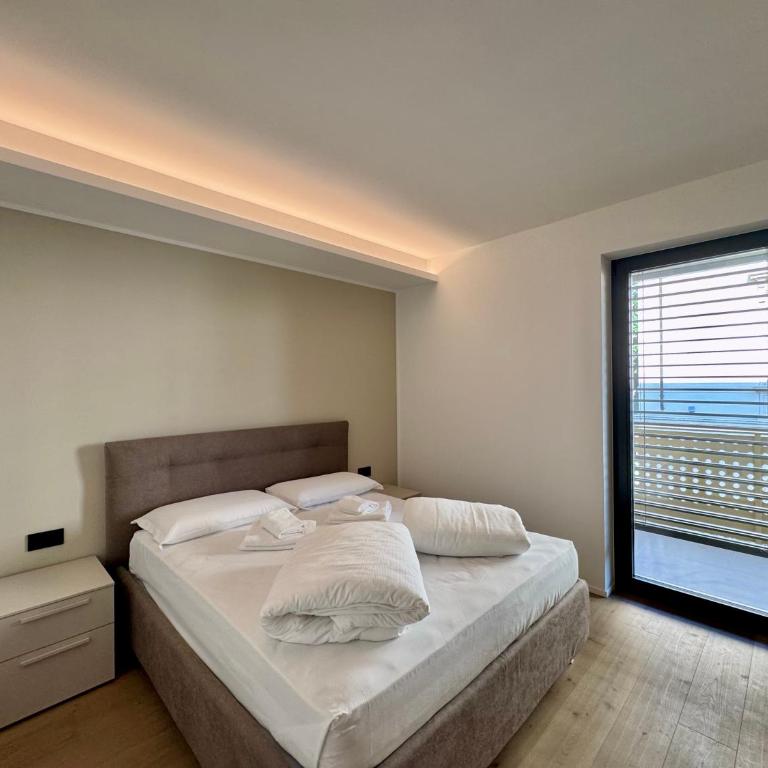 1Dest - Palazzo 5 Wood - Appartamento con 1 Camera da Letto e Balcone - 7