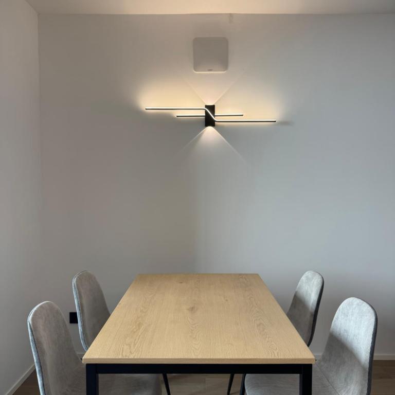 1Dest - Palazzo 5 Wood - Appartamento con 1 Camera da Letto e Balcone - 23
