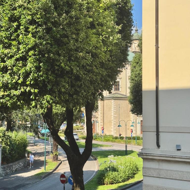 1Dest - Palazzo 5 Wood - Appartamento con 1 Camera da Letto e Balcone - 36