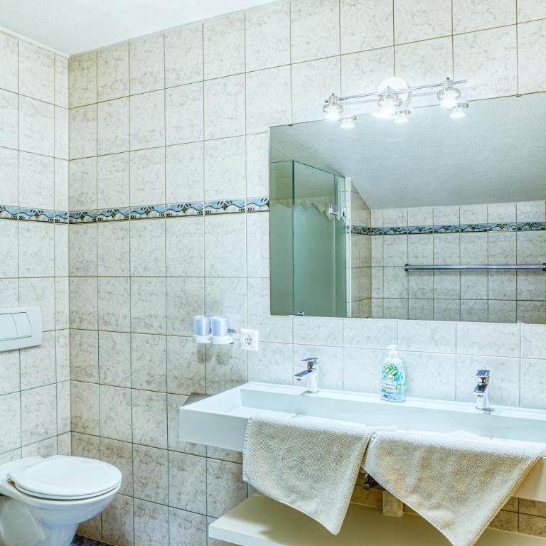 Appartements Spitaler - Apartment (8 Adults) with Balcony - 30