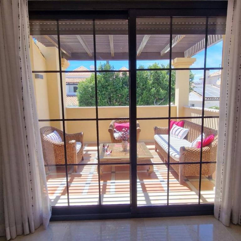 Family friendly villa next to Puerto Banus - Villa - 18