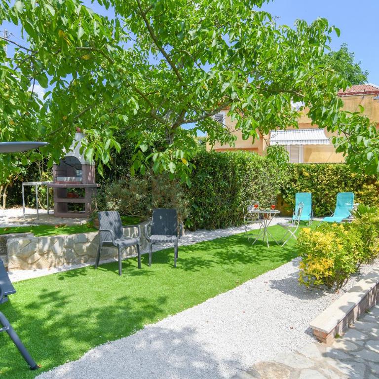 Holiday House Genoveffa - Casa con 2 Camere da Letto - 8
