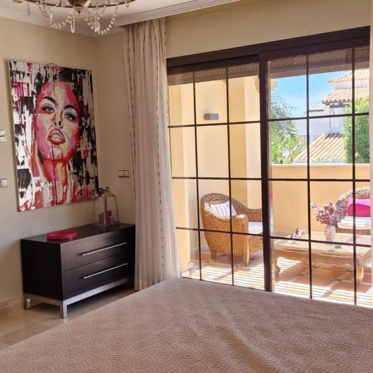 Family friendly villa next to Puerto Banus - Villa - 13
