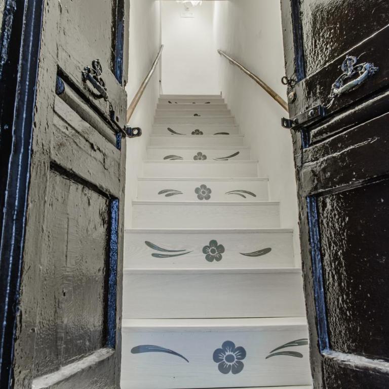 Palazzo Venusio - Camera Familiare con Bagno Privato - 6