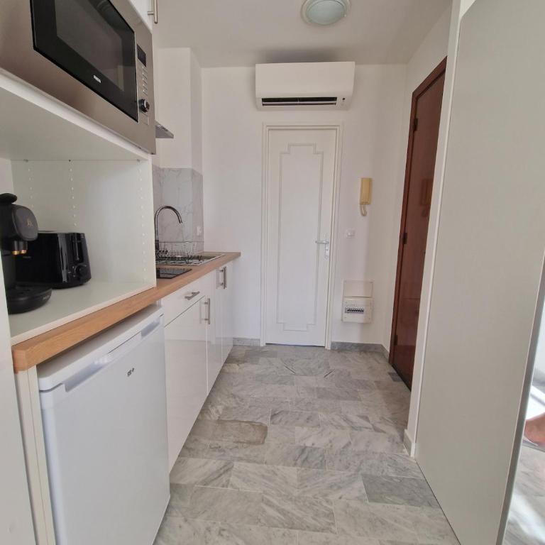 Apartment, beach, pétanque, and Croisette - Appartement 1 Chambre - 13