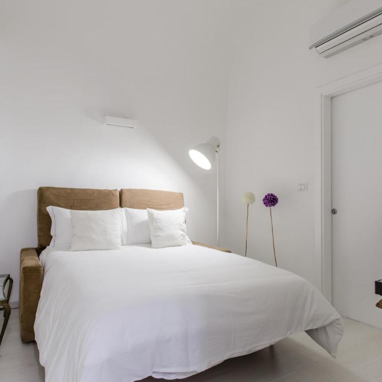 Palazzo Venusio - Camera Familiare con Bagno Privato - 15