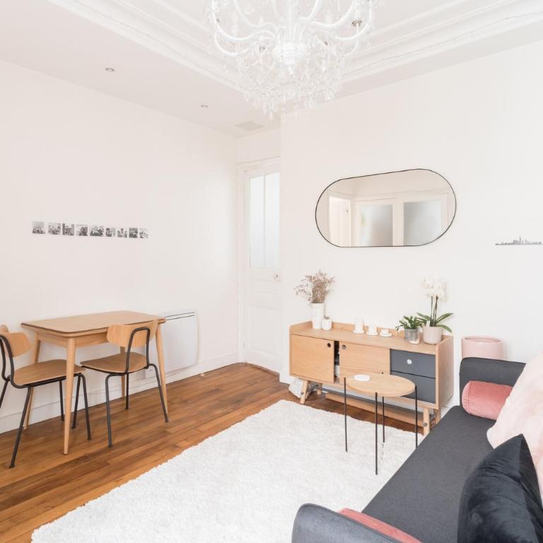 Central Parisian 2BD Apart for 4 - Apartment - 6