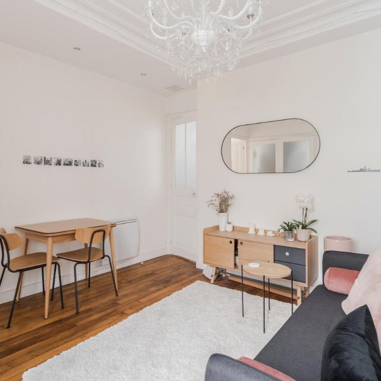 Central Parisian 2BD Apart for 4 - Apartment - 10
