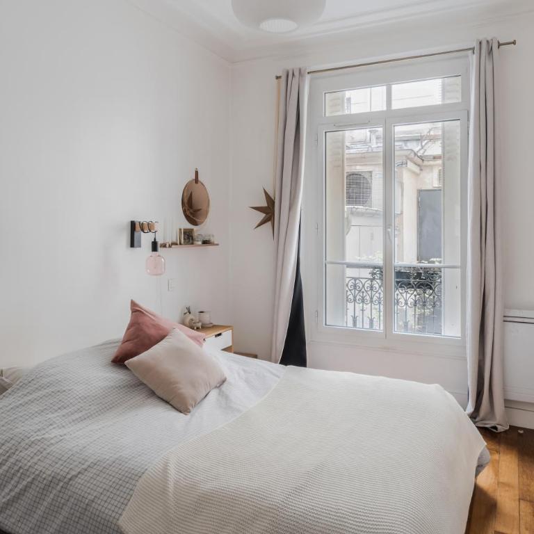 Central Parisian 2BD Apart for 4 - Apartment - 23