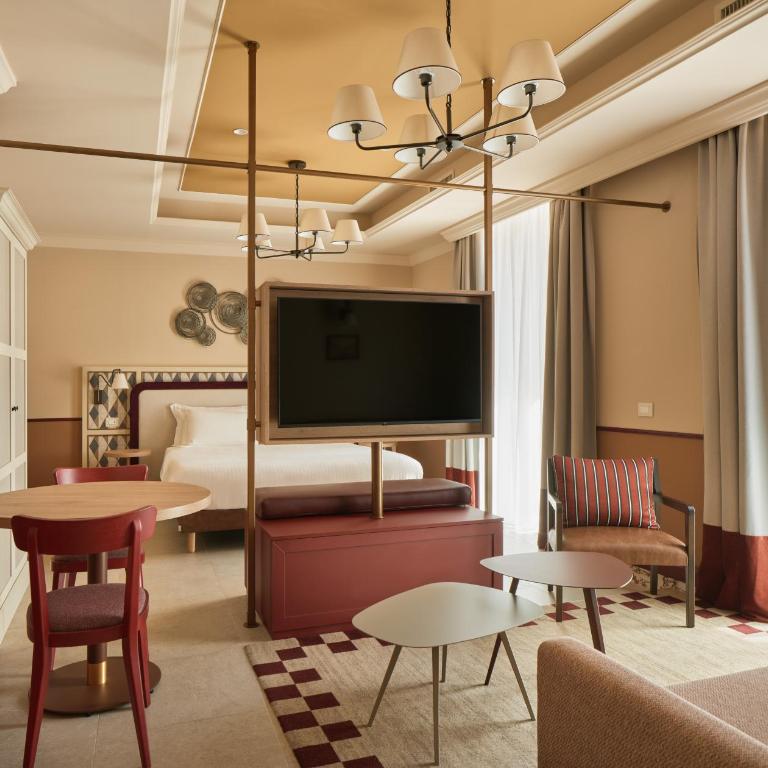 Homy Livia Verona - Monolocale con Letto King-Size, Divano Letto e Terrazza - 1