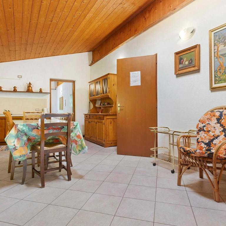 Agriturismo Scuderia Castello - Appartamento con 1 Camera da Letto e Vista Lago - 6