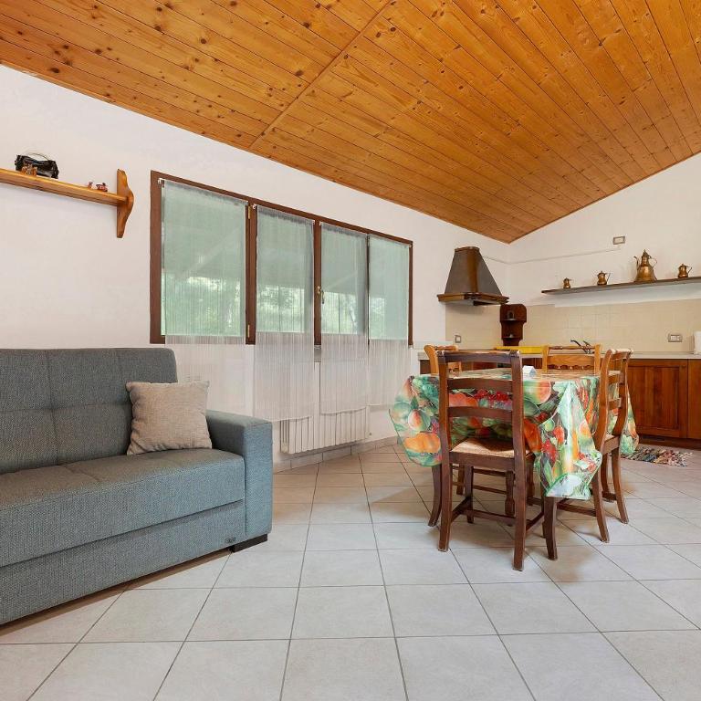 Agriturismo Scuderia Castello - Appartamento con 1 Camera da Letto e Vista Lago - 2
