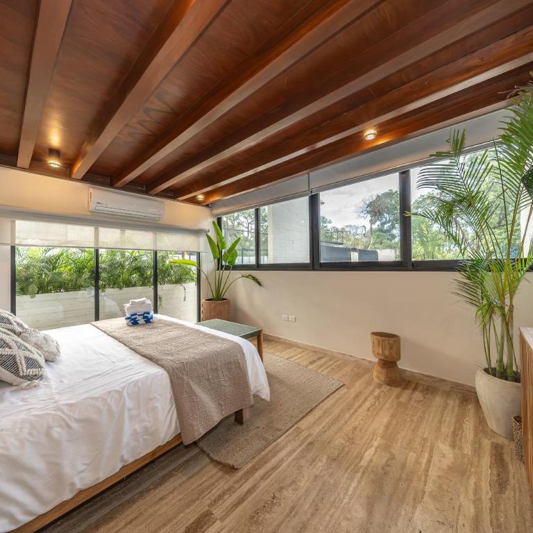 Exclusive Designer Duplex in Playacar - Apartment - 82