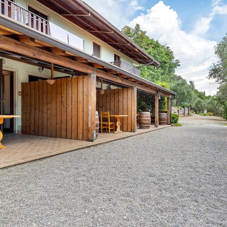 Agriturismo Scuderia Castello - Appartamento con 1 Camera da Letto e Vista Lago - 1