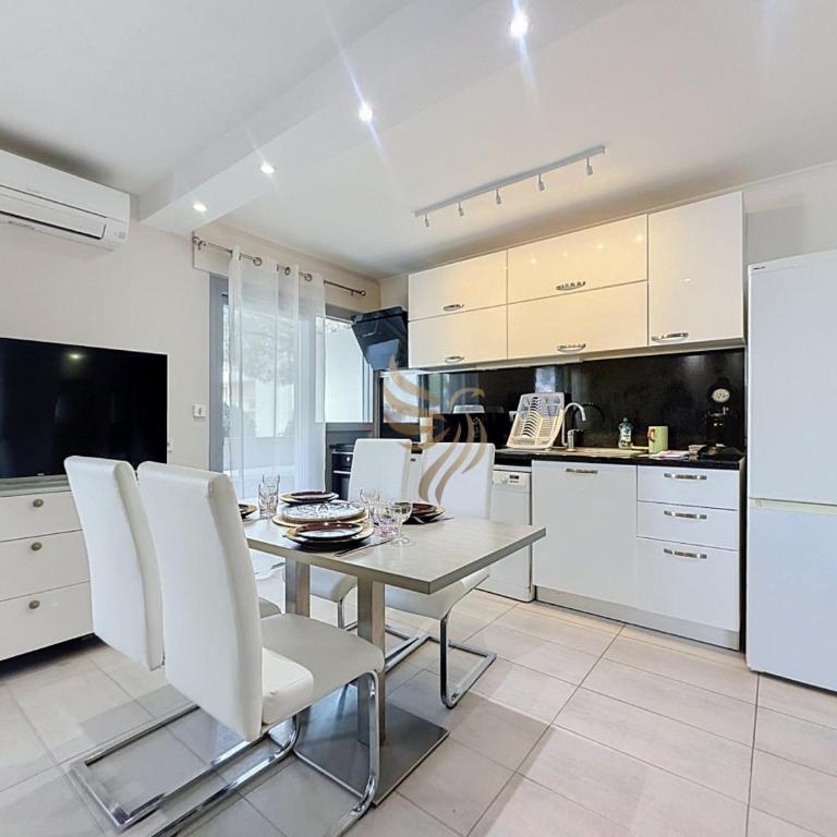Oasis Family clim terrasse park plage 4min a pied - Appartamento con 2 Camere da Letto e Terrazza - 5