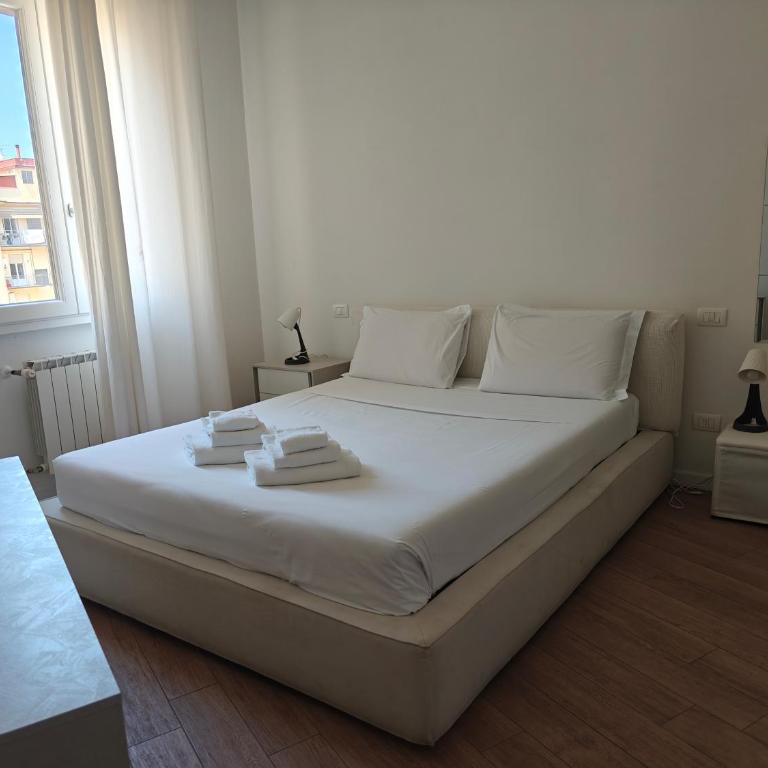 Apartment Luxury Ofelia - Camera King Standard - 11