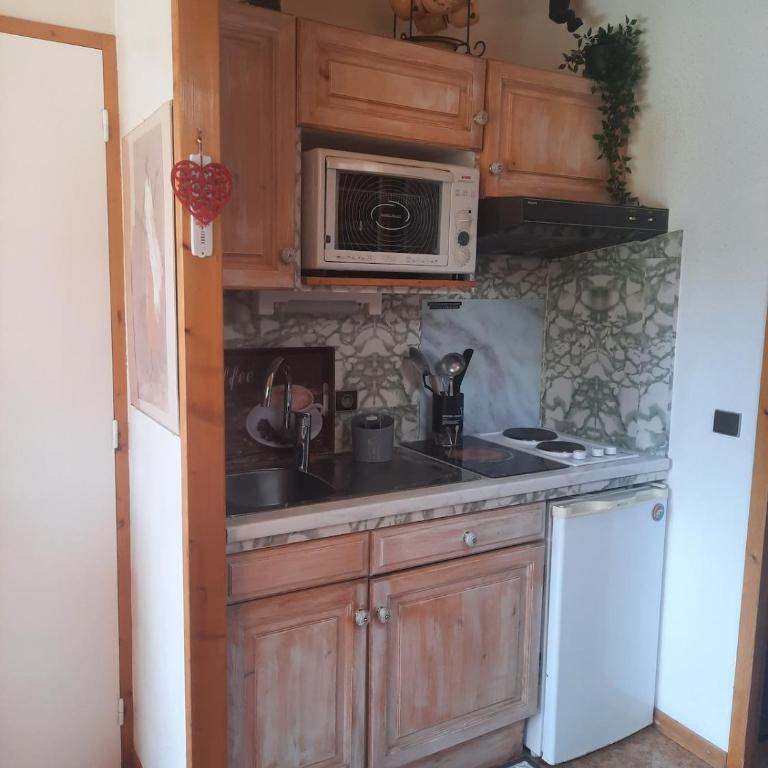 charmant studio - One-Bedroom Apartment - 18