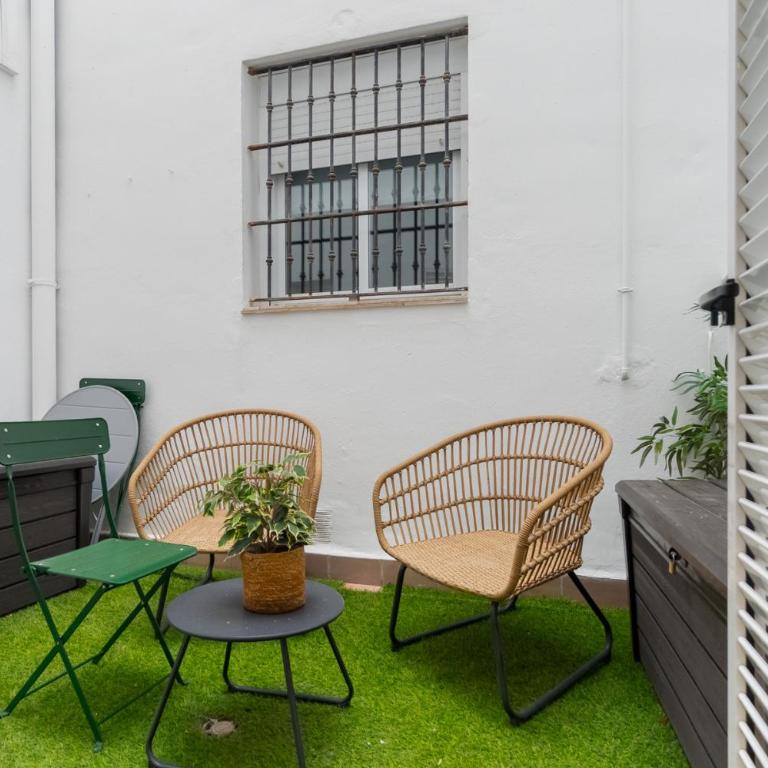 Spacious 2BD 2BTH with patio – Central and quiet - Apartamento - 2