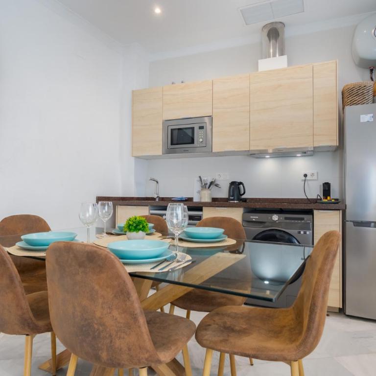 Spacious 2BD 2BTH with patio – Central and quiet - Apartamento - 11