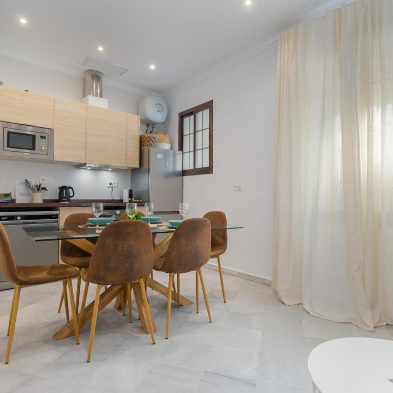 Spacious 2BD 2BTH with patio – Central and quiet - Apartamento - 10